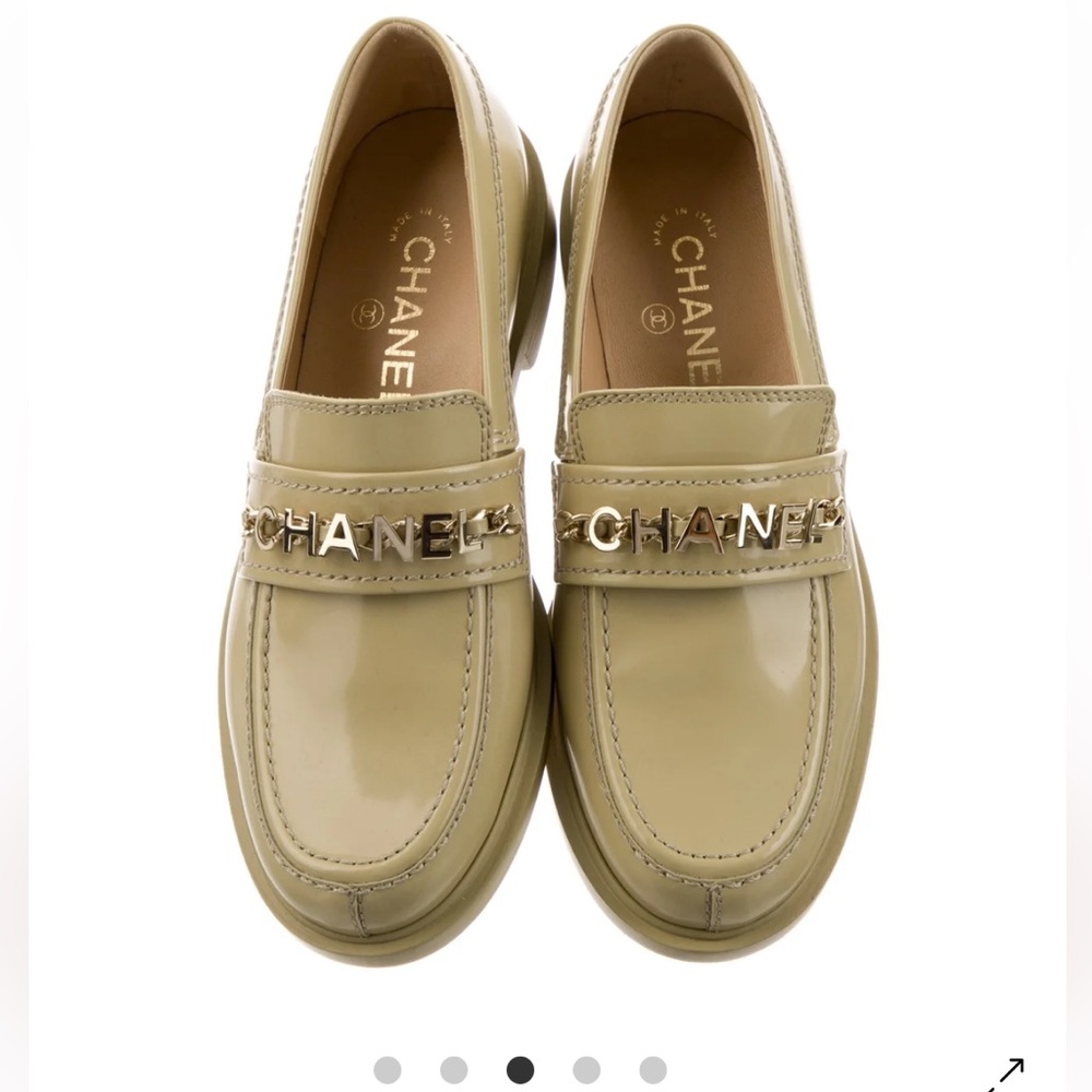 Chanel Light sage green Logo patent Loafers - Picture 2 of 10